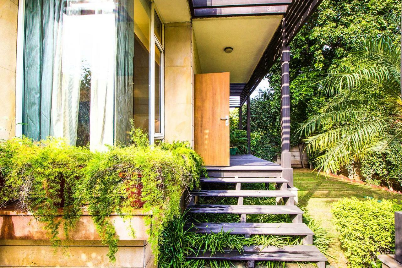Fabhotel Raj Darbar Gurgaon Exterior photo