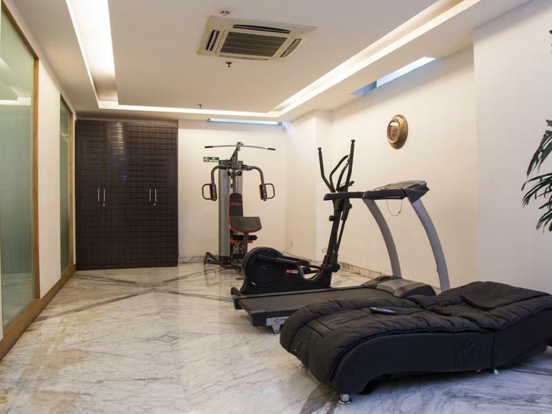 Fabhotel Raj Darbar Gurgaon Exterior photo
