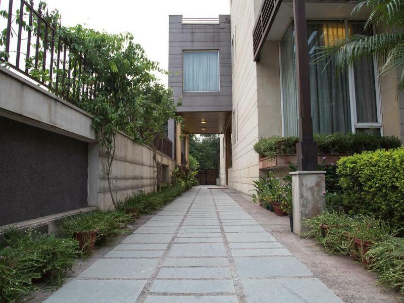Fabhotel Raj Darbar Gurgaon Exterior photo
